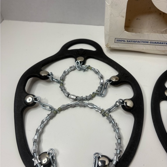 Yaktrax Diamond Grip Ice Traction Cleats - Black Size X-LARGE - Picture 2 of 6